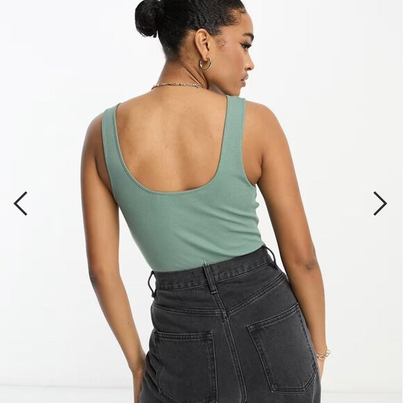 ASOS DESIGN Tall scoop neck ribbed bodysuit sz 10 - Picture 2 of 6
